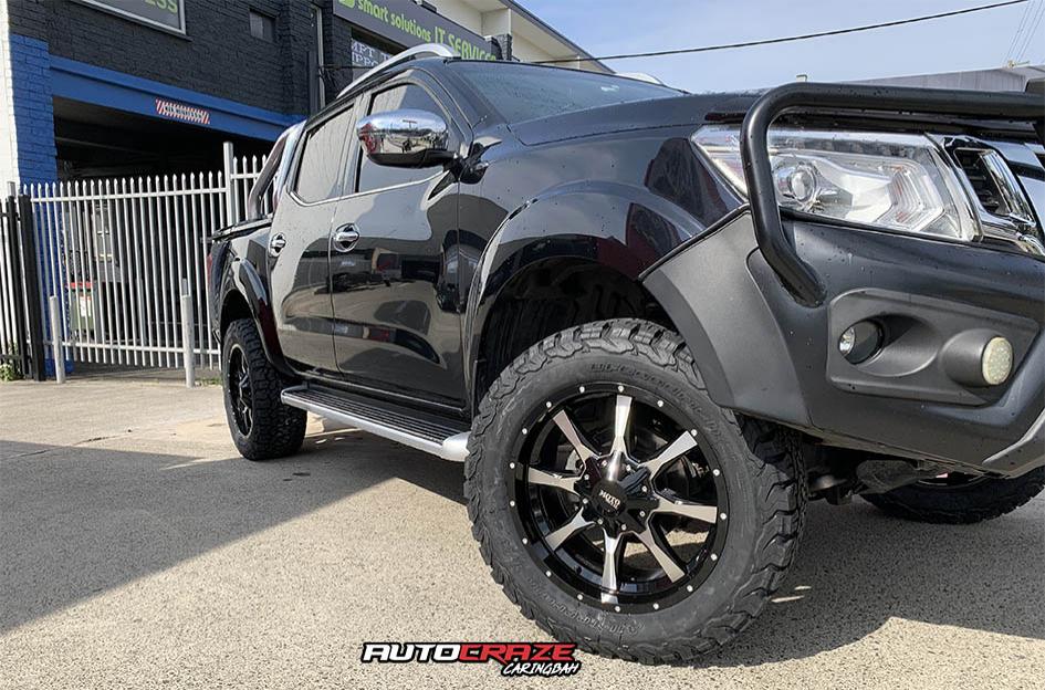NISSAN NAVARA MO970 GLOSS BLACK MACHINED FACE